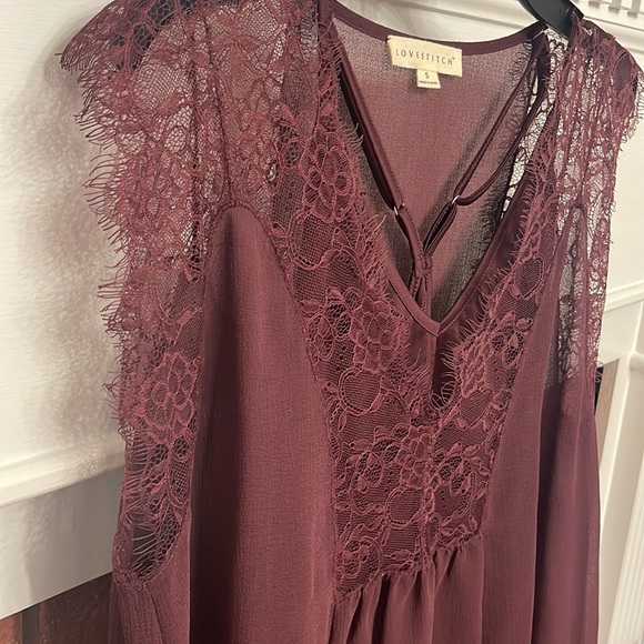 Love Stitch lace sleeveless top size small - Picture 3 of 8